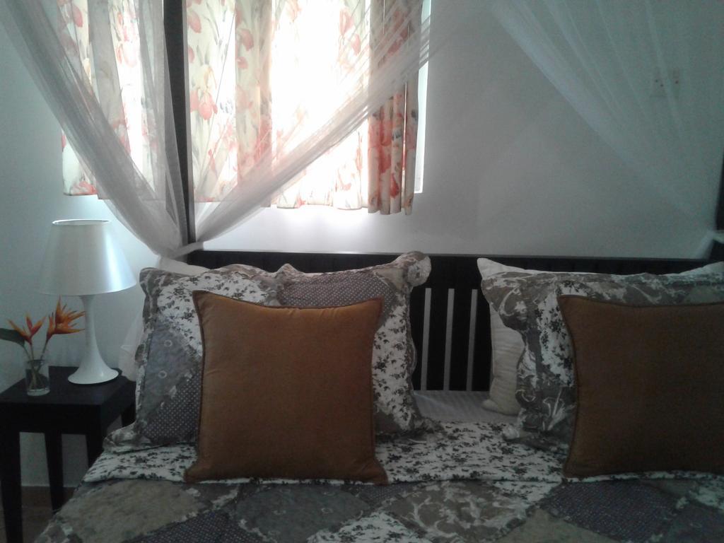 Anusha Apartment 15 Homestay Galle Exterior foto